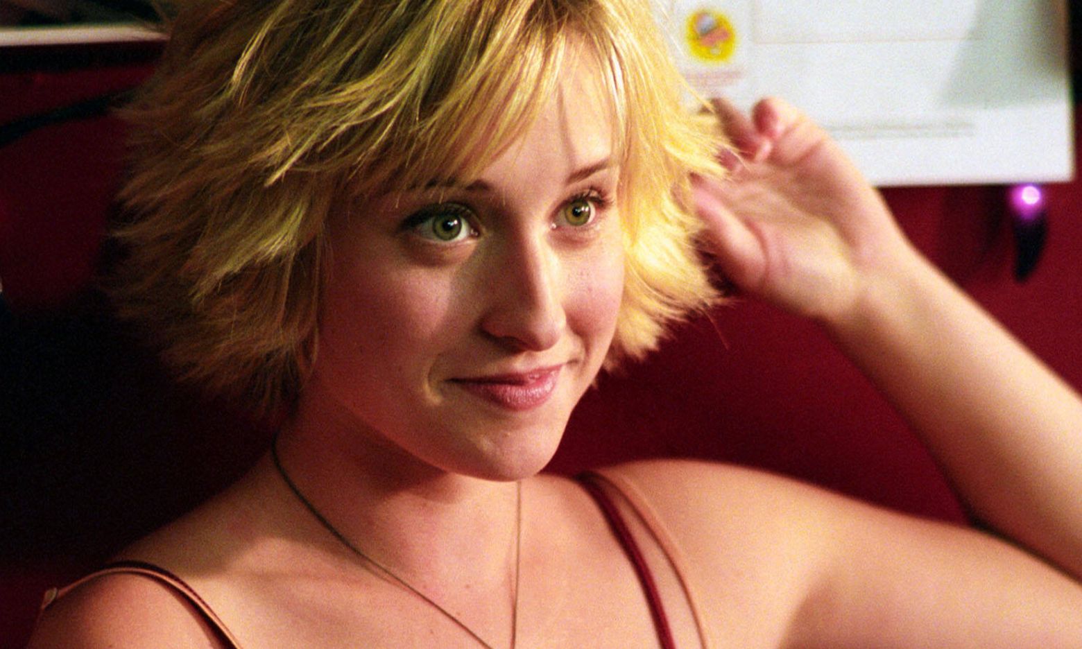 Smallville Star Hinter Gittern Allison Mack Wegen Sex Kult